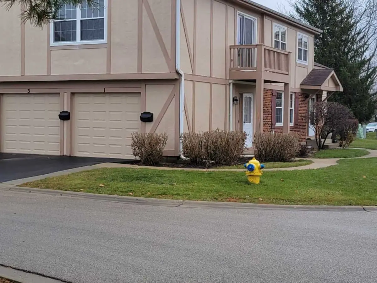 1 Wildwood Court #1, Vernon Hills, IL 60061 - Image #1