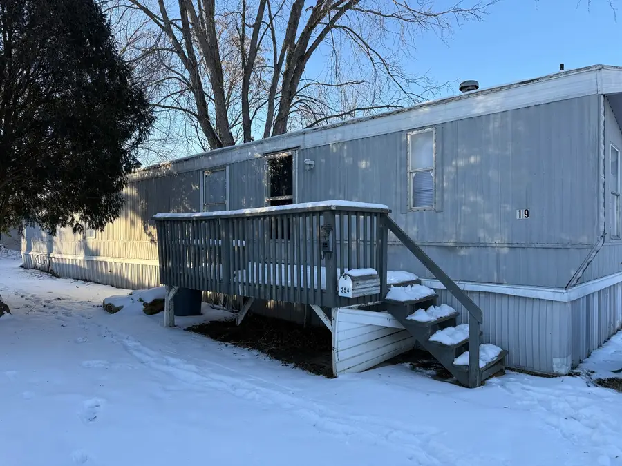 1712 S Dixie Highway #19, Crete, IL 60417 - Image #2