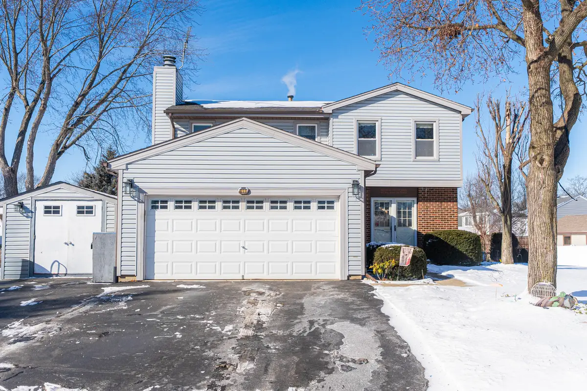 230 Ashley Court, Roselle, IL 60172 - Image #1