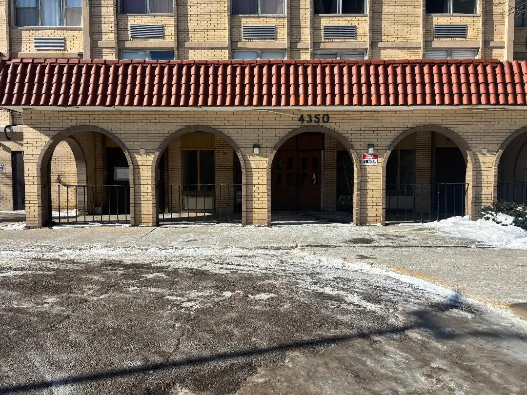 4350 W Ford City Drive #B1104, Chicago, IL 60652 - Image #1