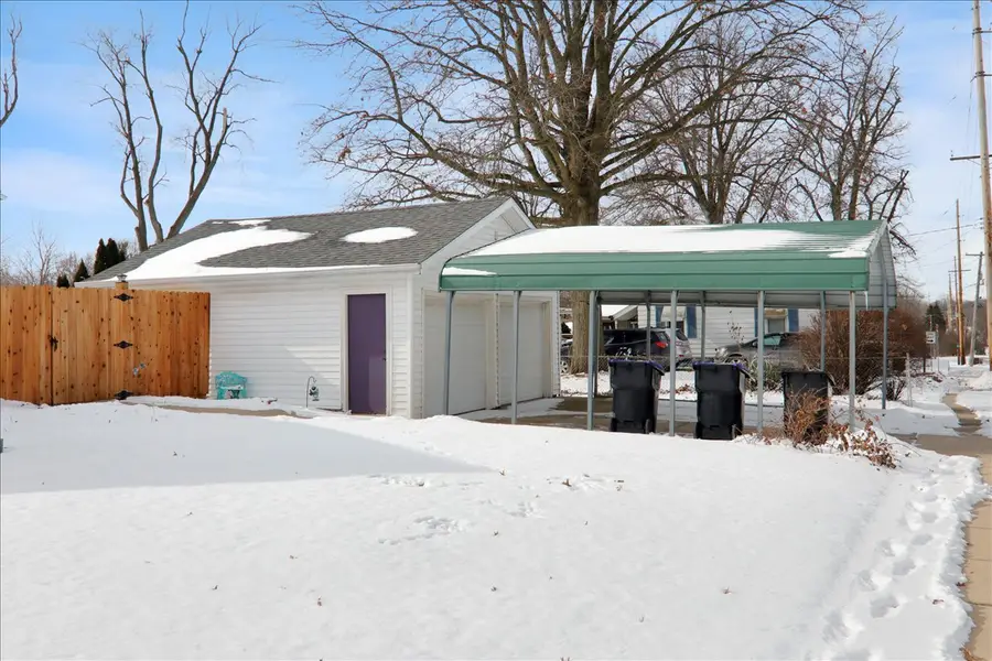 1310 N Livingston Street, Bloomington, IL 61701 - Image #3