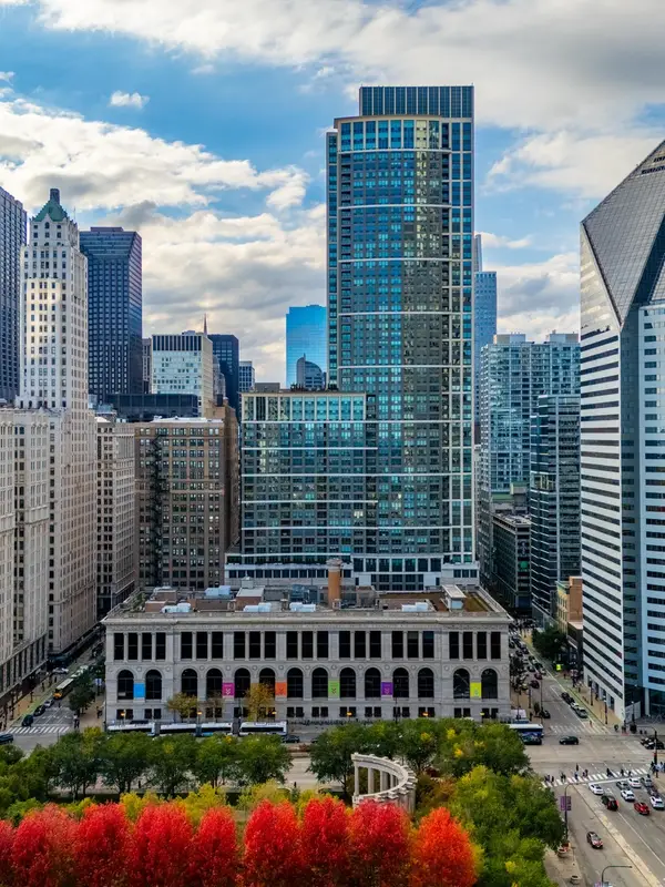 130 N Garland Court #3403, Chicago, IL 60602