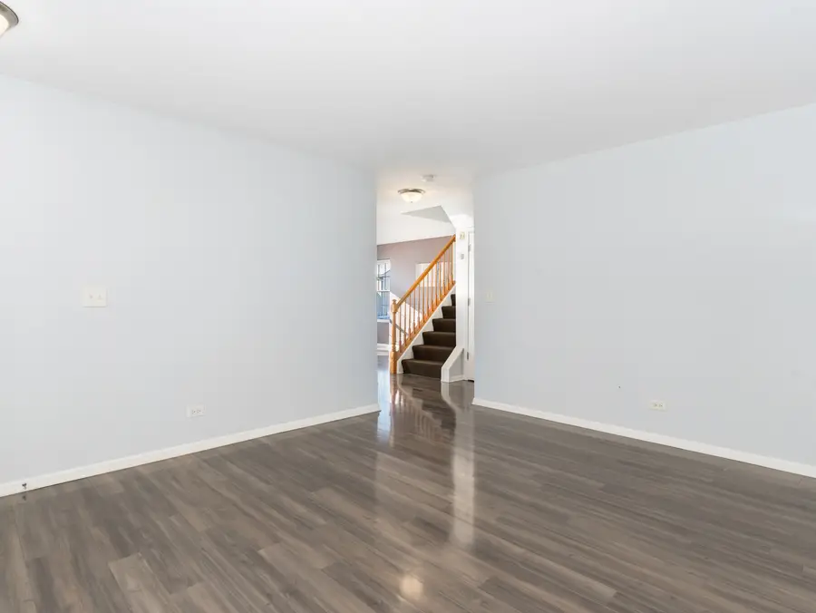 112 Waterbury Circle, Oswego, IL 60543 - Image #3