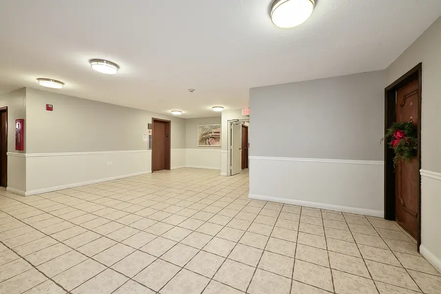 1150 E Randville Drive #1N, Palatine, IL 60074 - Image #3