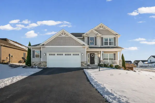 701 Country Ridge Drive, Mahomet, IL 61853