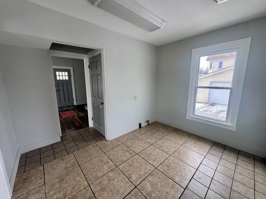 312 E Division Street, Kewanee, IL 61443 - Image #3