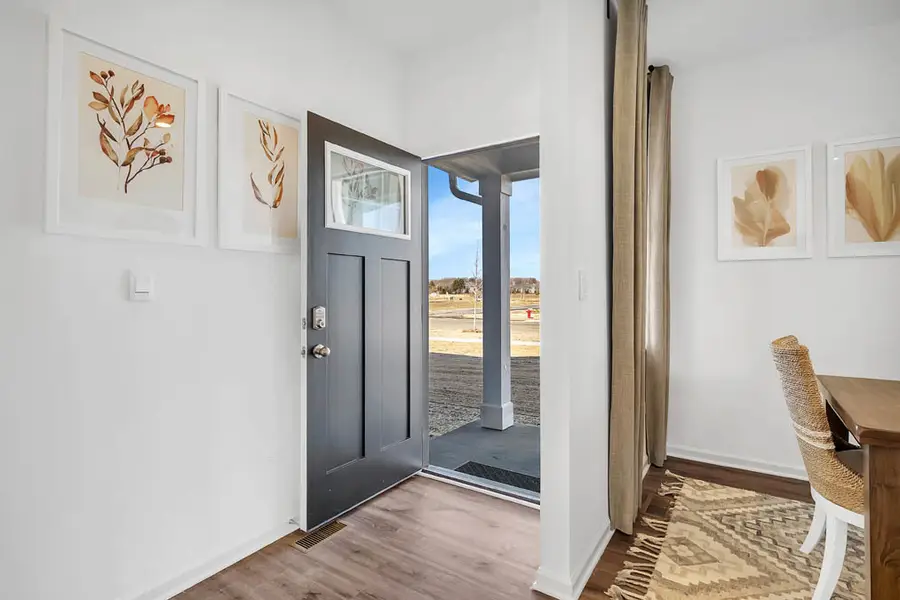 265 Canal Drive, Saint Charles, IL 60174 - Image #2