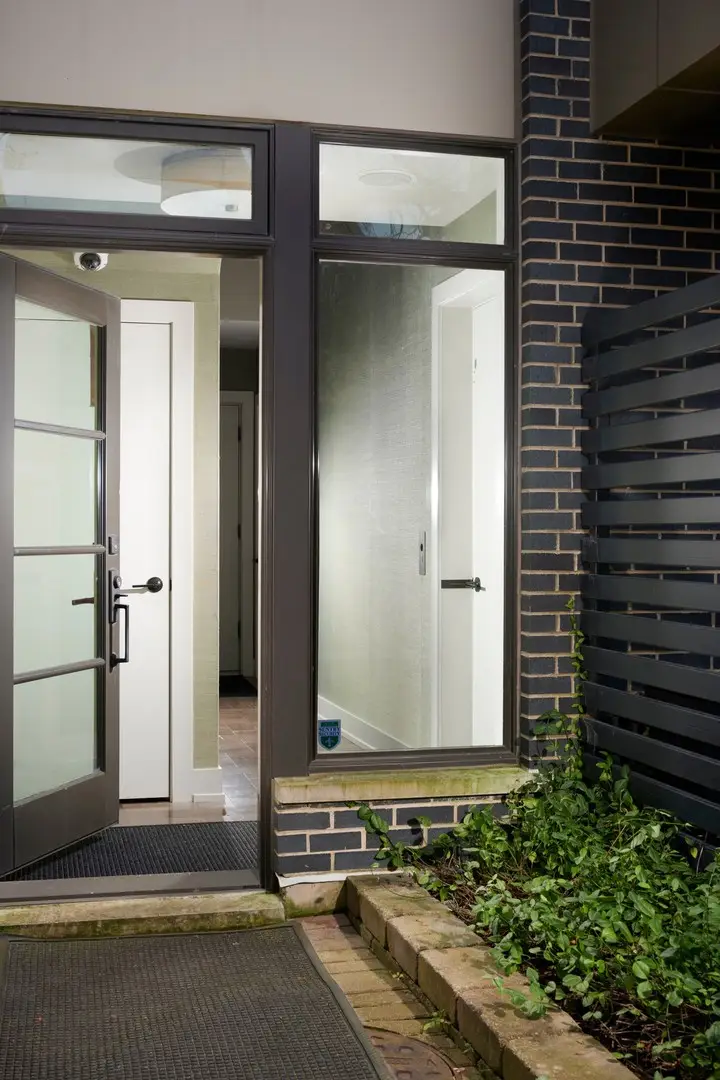 1305 W Diversey Parkway #2, Chicago, IL 60614 - Image #2