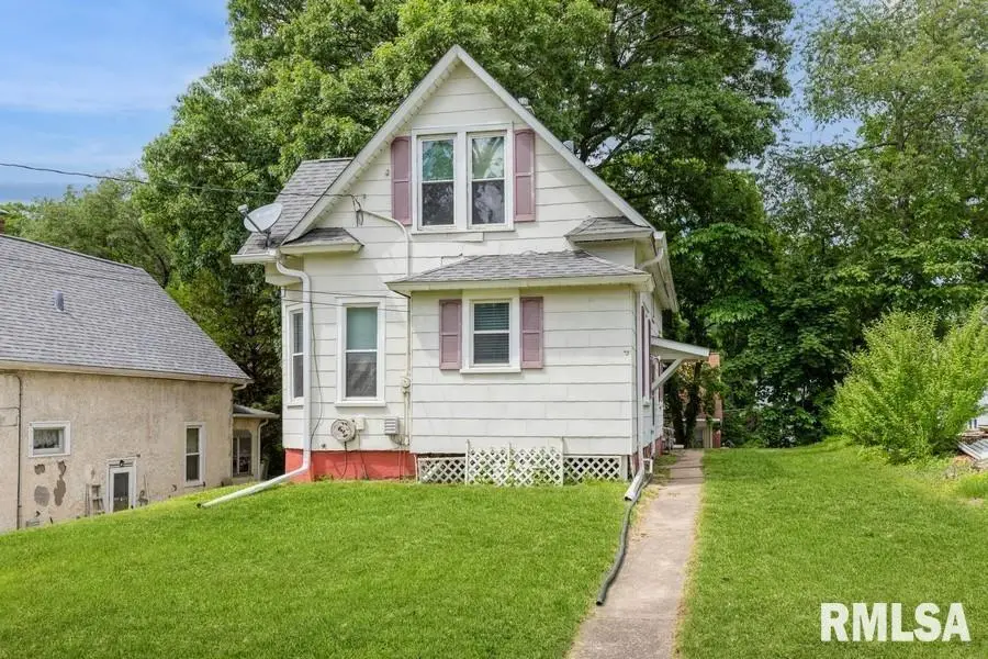 2308 18th Avenue, Moline, IL 61265 - #3