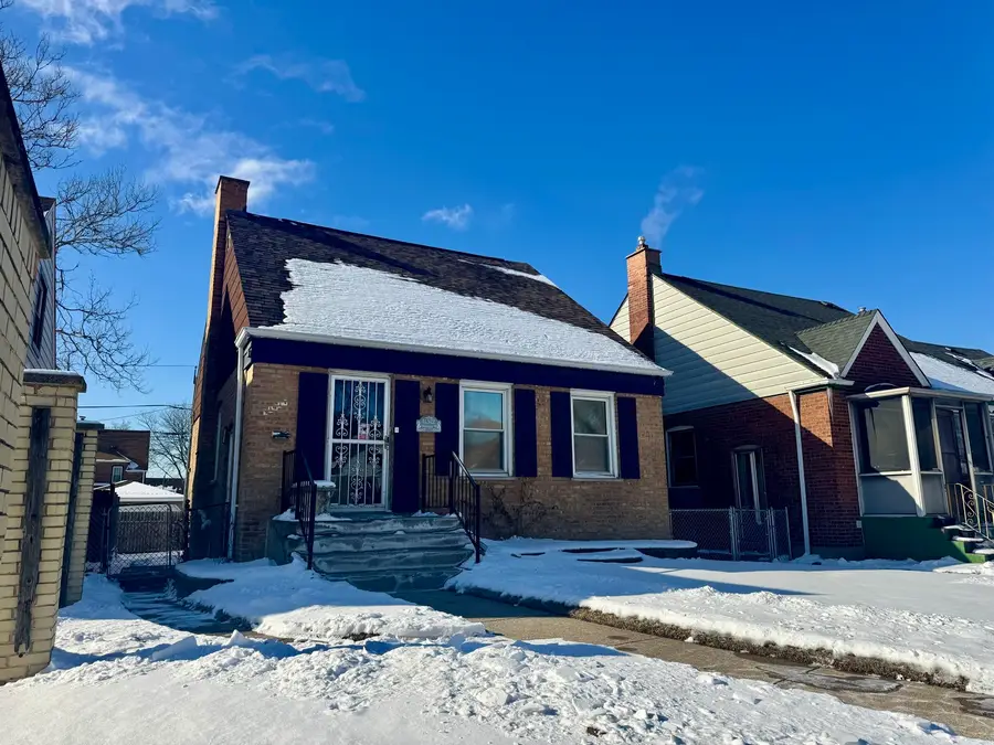 11312 S Avenue H, Chicago, IL 60617 - #2