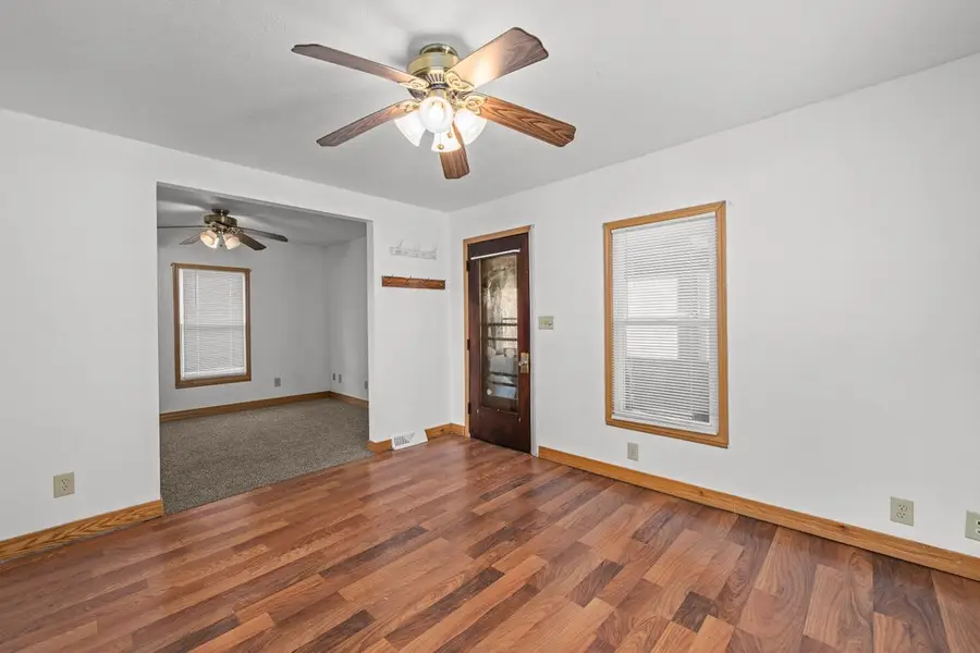 2025 S Bluff Boulevard, Clinton, IA 52732 - Image #3