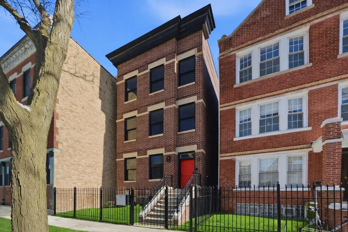 855 N Wolcott Avenue #1, Chicago, IL 60622 - Image #1