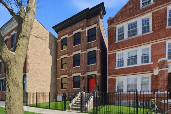 Address Withheld By Seller, Chicago, IL 60622