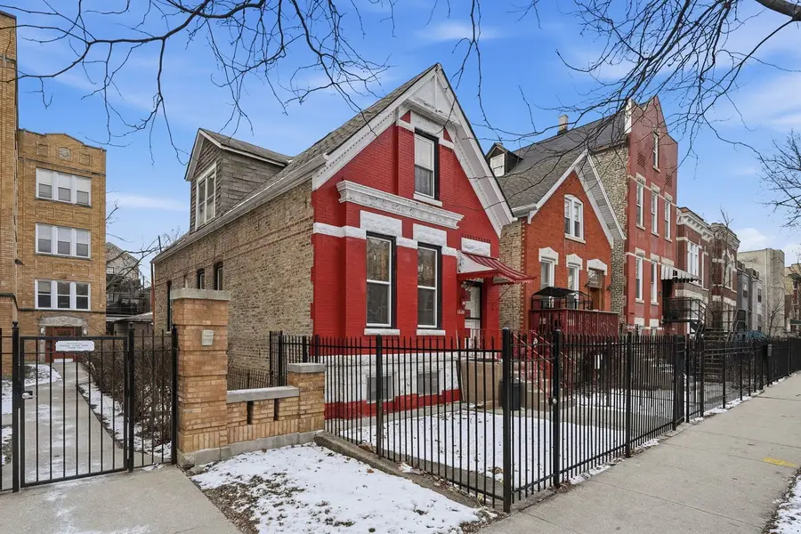 1420 N Washtenaw Avenue, Chicago, IL 60622 - Image #2