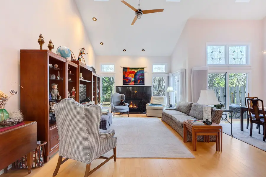 Address Withheld By Seller, Northbrook, IL 60062 - #3