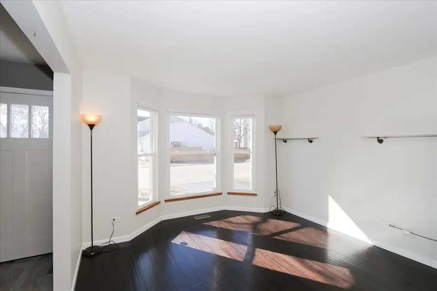 296 W Cherrywood Drive, Palatine, IL 60067 - #3