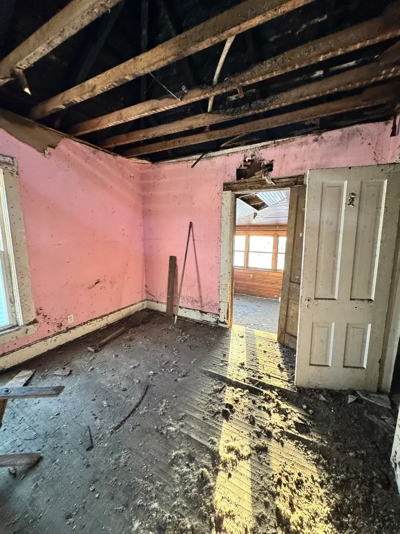 409 College Avenue, Dixon, IL 61021 - Image #3