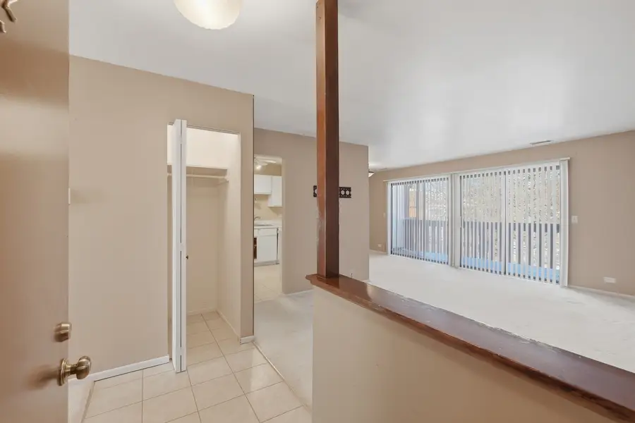 4980 Kimball Hill Drive #C2, Rolling Meadows, IL 60008 - Image #2