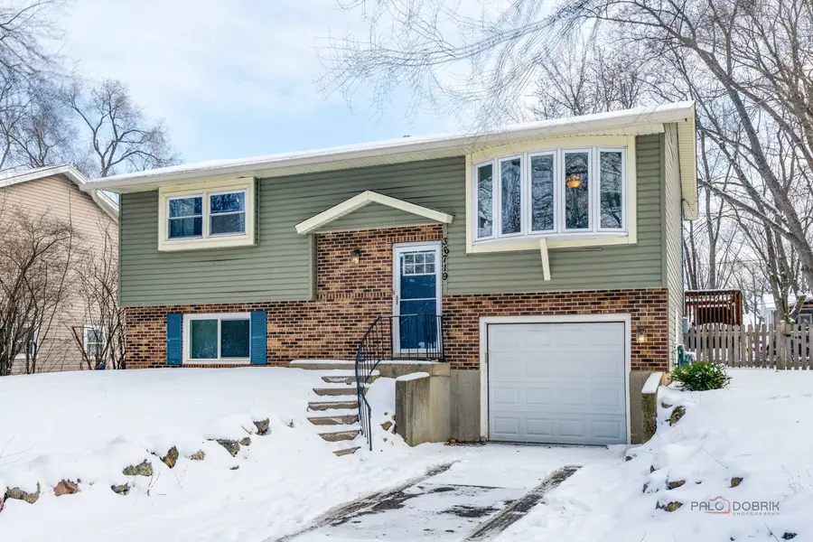 36719 N Lawrence Drive, Lake Villa, IL 60046 - Image #2