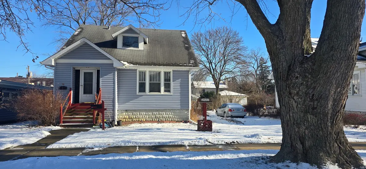 27 N Adams Street, Westmont, IL 60559 - Image #1