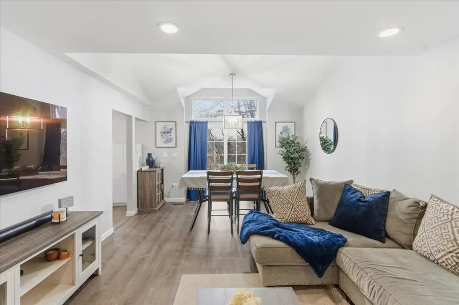 1947 Heron Avenue #B, Schaumburg, IL 60193 - #3