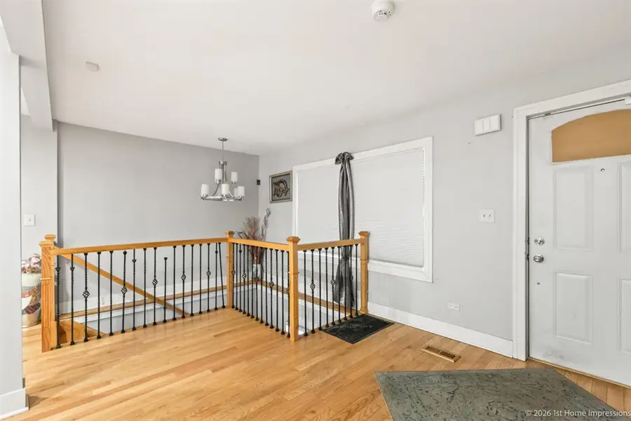 46 Englewood Avenue, Bellwood, IL 60104 - #3