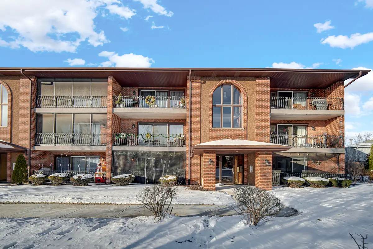 8208 Cobblestone Drive #1B, Palos Hills, IL 60465 - #1