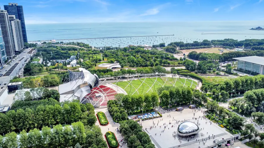 130 N Garland Court #3001, Chicago, IL 60602 - Image #2