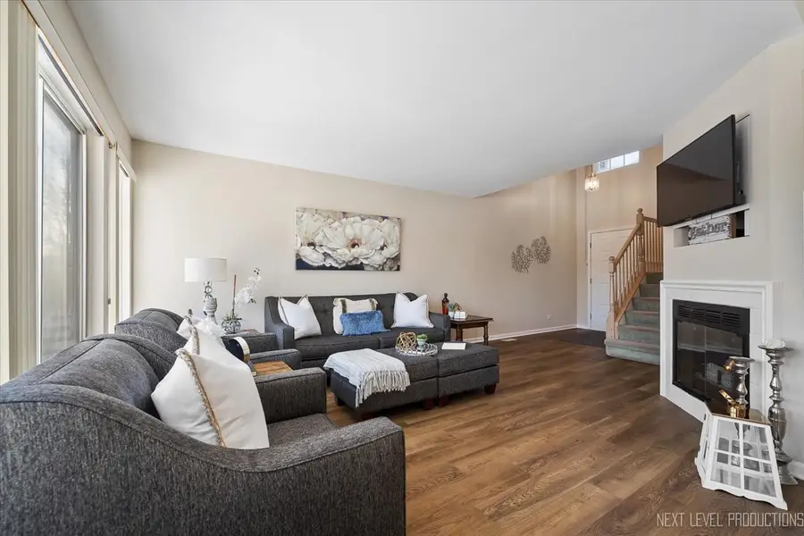 103 Locksley Drive, Streamwood, IL 60107 - Image #3