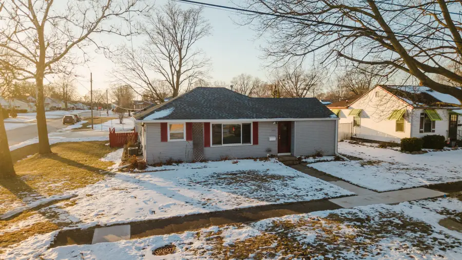 1035 8th Avenue, Belvidere, IL 61008 - #3