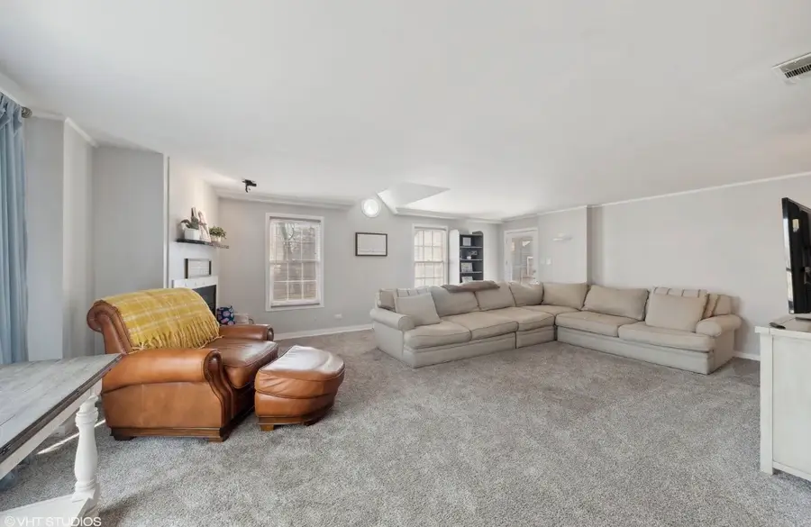 538 S Benton Street, Palatine, IL 60067 - #2