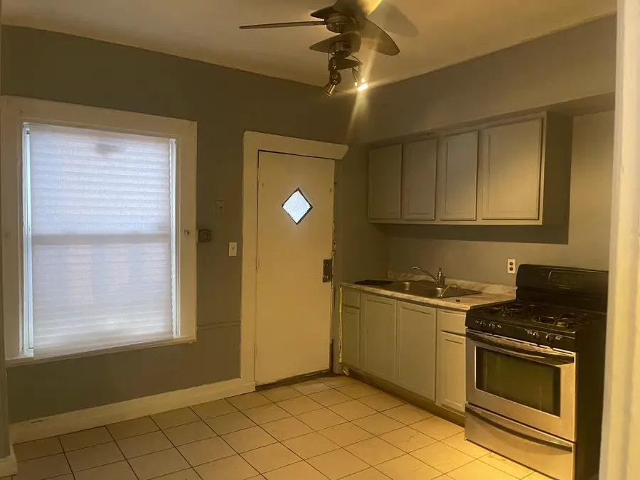 321 E Kensington Avenue, Chicago, IL 60628 - Image #2