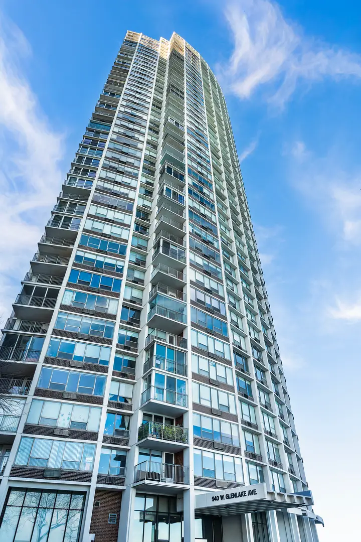 940 W Glenlake Avenue #42B, Chicago, IL 60660 - #1