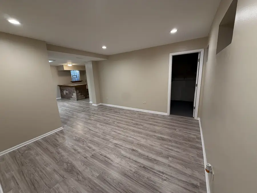 5583 Carmel Drive, Hanover Park, IL 60133 - Image #3