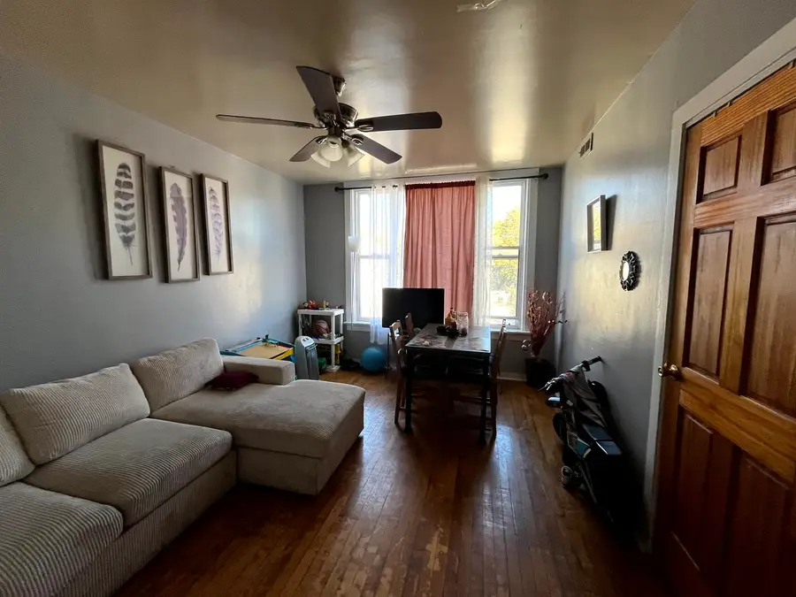 4265 W Montrose Avenue, Chicago, IL 60641 - #2