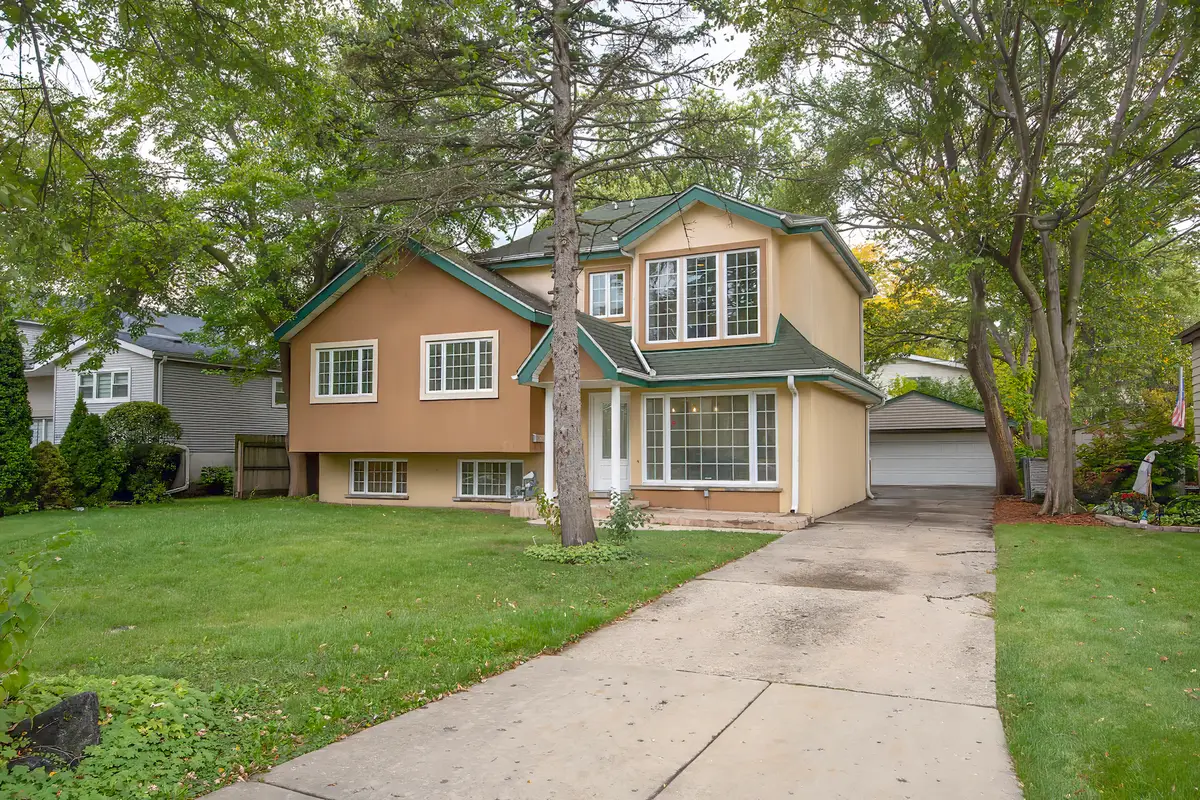 216 Flora Avenue, Glenview, IL 60025 - Image #1