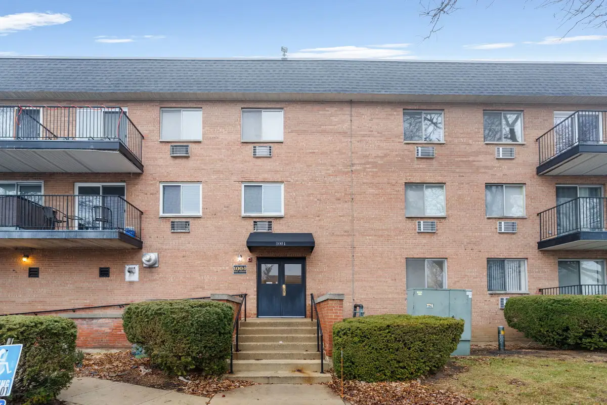 1004 N Mill Street #5-302, Naperville, IL 60563 - Image #1