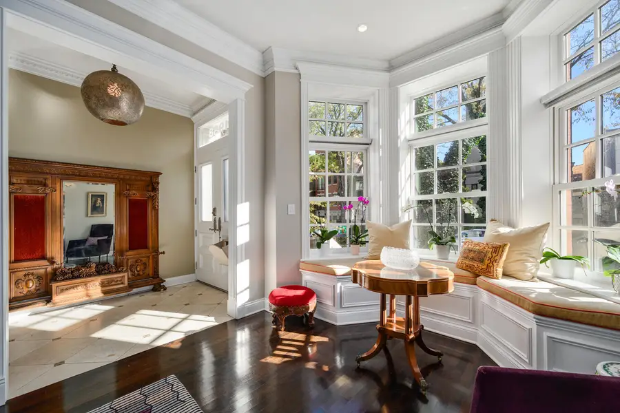 1938 N Hudson Avenue, Chicago, IL 60614 - Image #2