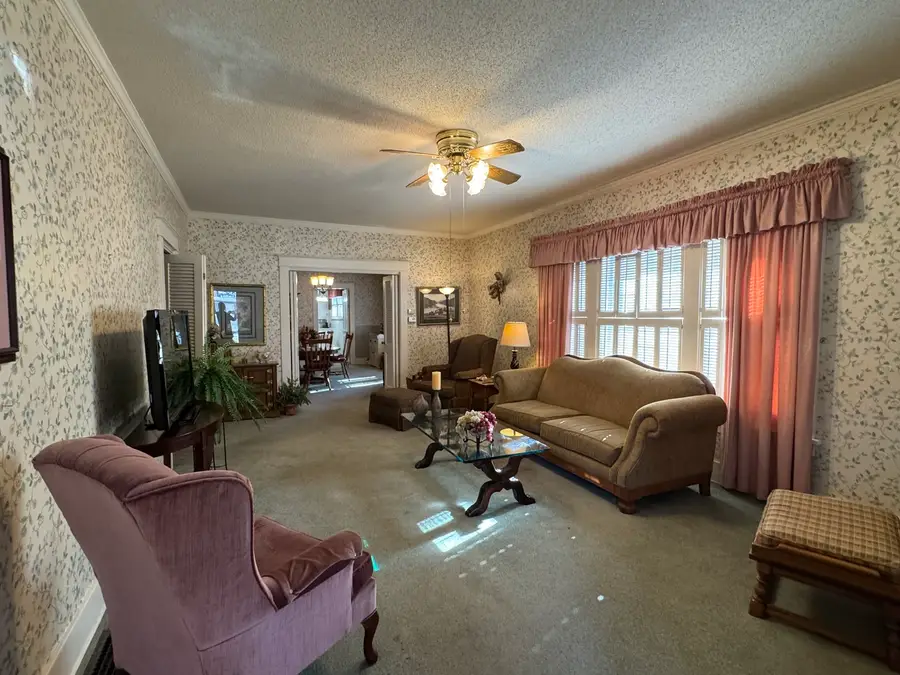 532 N Washington Street, Duquoin, IL 62823 - #2