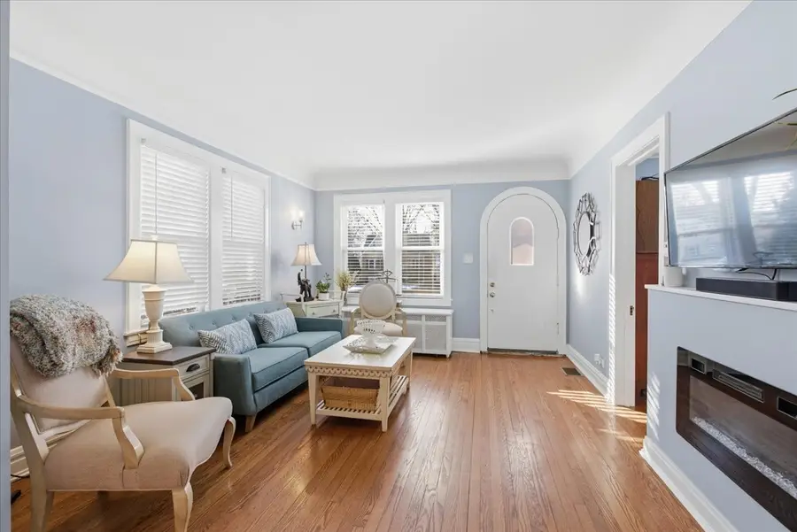 1643 Harding Road, Northfield, IL 60093 - #3