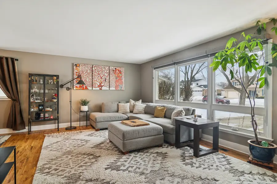 521 E Balsam Lane, Palatine, IL 60074 - Image #3