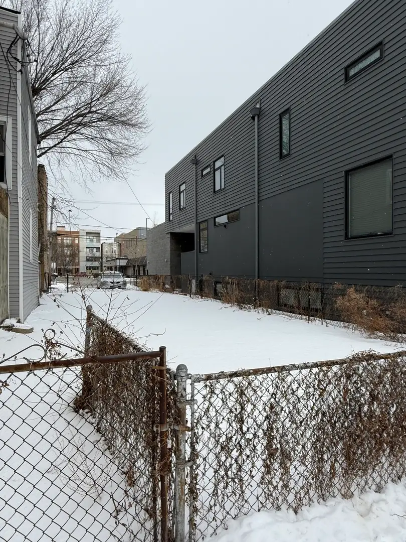 2050 W Superior Street, Chicago, IL 60612 - Image #3
