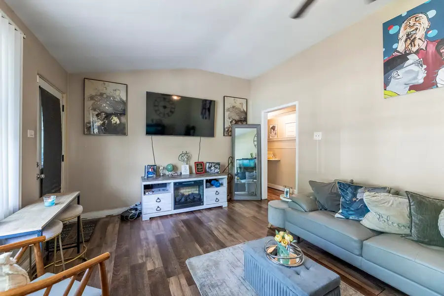 1517 Freeland Avenue, Calumet City, IL 60409 - #3