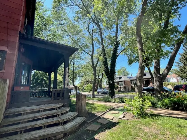 3651 W 64th Place, Chicago, IL 60629 - Image #2