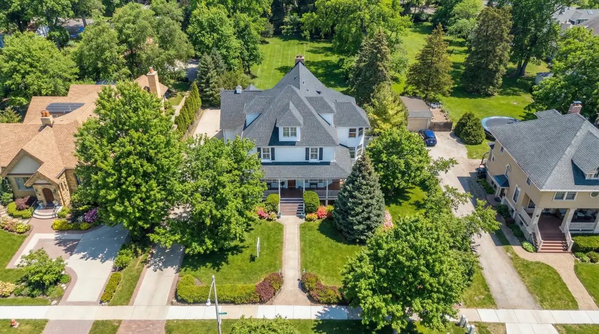 300 E Euclid Avenue, Arlington Heights, IL 60004 - #1