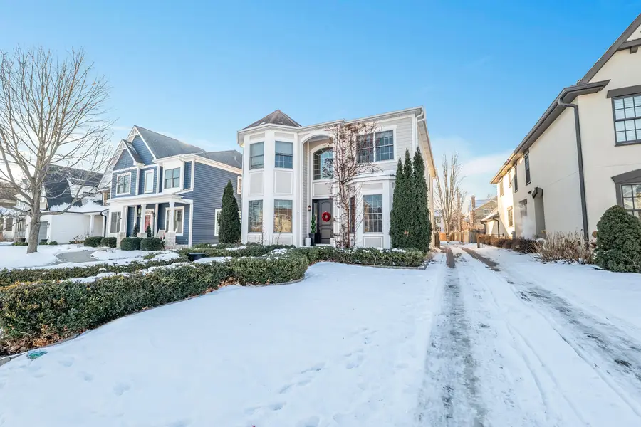 749 E Sunnyside Avenue, Libertyville, IL 60048 - Image #2