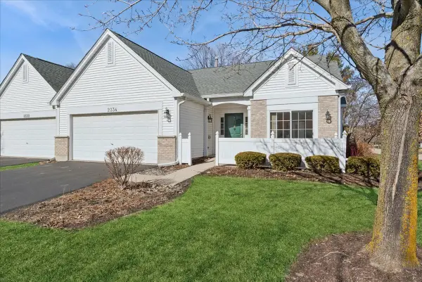 2334 Meadowcroft Lane, Grayslake, IL 60030