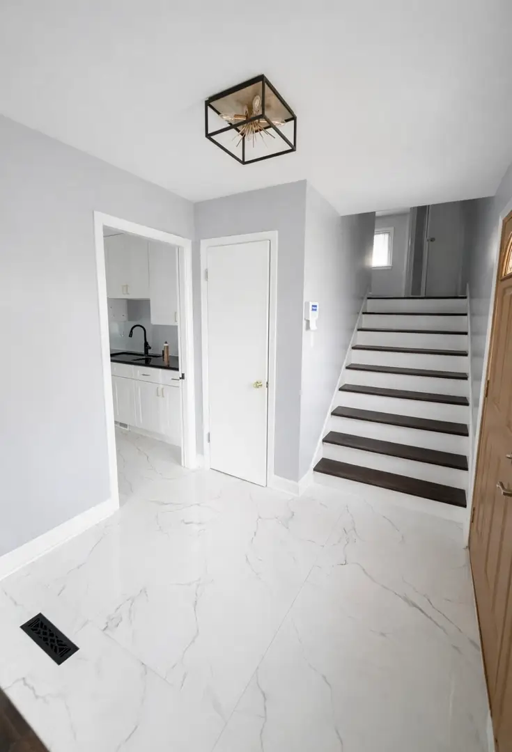 17125 Cregier Avenue, South Holland, IL 60473 - Image #3