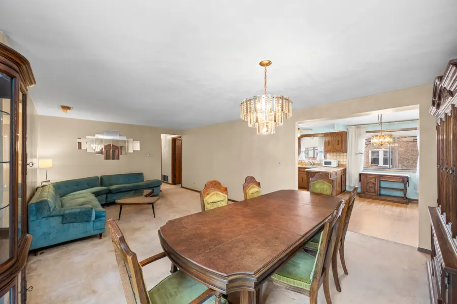 5819 W Higgins Avenue #2D, Chicago, IL 60630 - Image #3