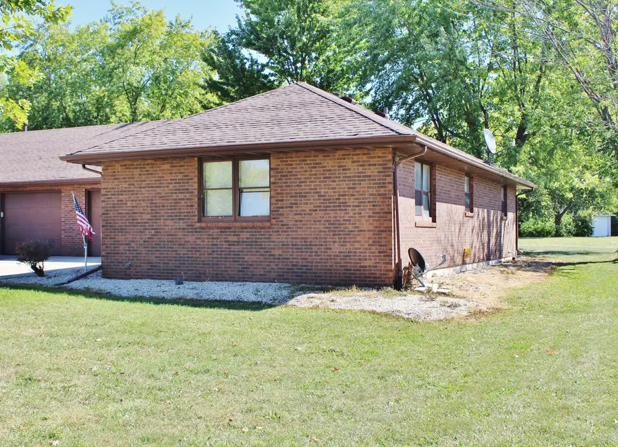 310 Carriage Drive, Morris, IL 60450 - Image #2